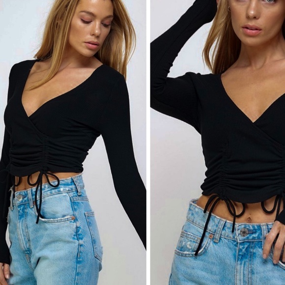 For the Girls Ribbed Long Sleeve Crop Black - Picture 2 of 4